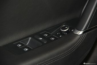 2012款迈腾1.4TSI豪华型