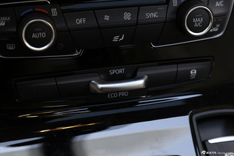 2015款宝马2系Active Tourer 218i 运动设计套装