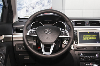 2015款绅宝X65 2.0T自动精英型