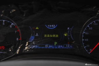 2016款比亚迪宋2.0TID自动尊贵型