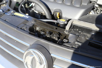 2015款东风风度MX6 2.0L CVT四驱UPR