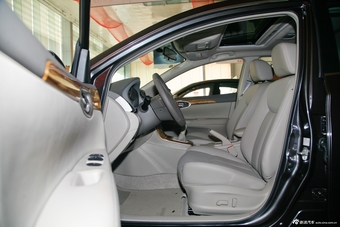 2012款轩逸经典1.6XL手动豪华版