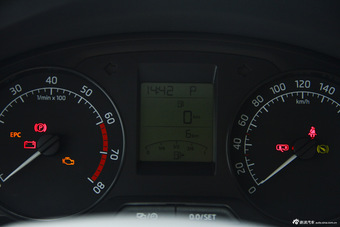 2016款昕动1.6L自动前行版