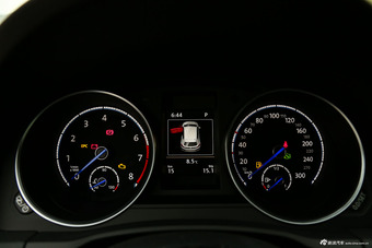 2015款尚酷R 2.0T自动