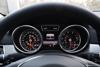 2015款奔驰GLE级 320 3.0T自动运动SUV