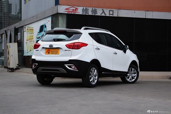 2015款瑞风S3 1.5L手动豪华智能尊享版