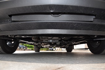 2016款XT5 2.0T自动28T四驱领先型