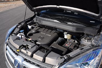 2015款CS35 1.6L手动豪华导航型