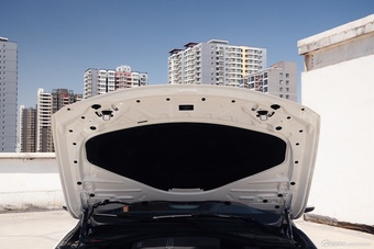 2015款宝马3系328LI豪华设计套装