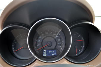 2014款福瑞迪 1.6L自动Premium