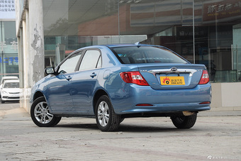 2015款比亚迪全新F3节能版1.5L手动尊贵型