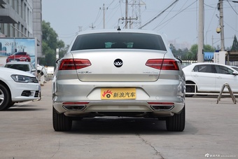 2017款迈腾2.0T自动380TSI DSG尊贵型