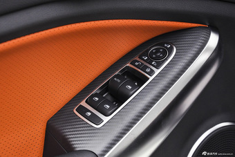 2016款比亚迪元1.5L手动豪华型