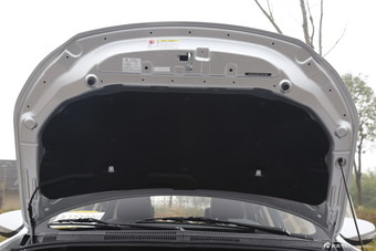 2016款吉利金刚三厢1.5L手动进取型 国IV