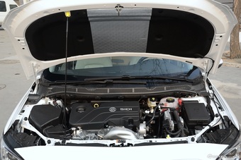 2015款威朗1.5L自动进取型15S