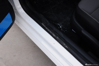 2013款朗行1.6L手动风尚型