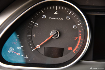 2014款奥迪Q7 35TFSI越野型