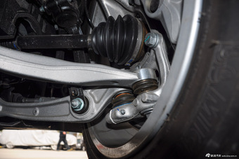 2016款奥迪A6L 3.0T自动45TFSI quattro运动型