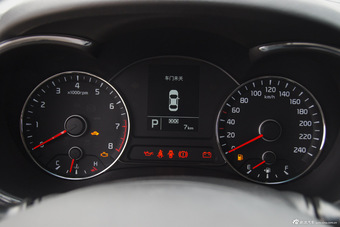 2015款起亚K3 1.6L自动GL