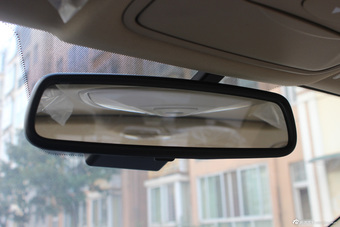 2014款海马M8 2.0L手动舒适型