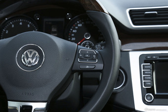 2015款迈腾2.0T自动改款旗舰型