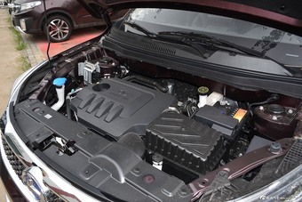 2016款昌河Q35 1.5L自动炫智版