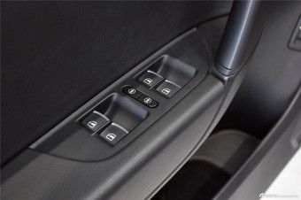 2014款进口大众途锐到店实拍