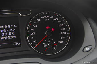 2015款奥迪Q3 2.0T自动35TFSI quattro 3百万纪念版进享型