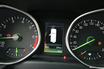 2016年北京BJ80 2.3T手动尊贵版