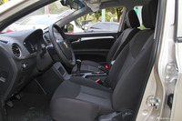 2015款荣威350 1.5L手动豪华天窗版