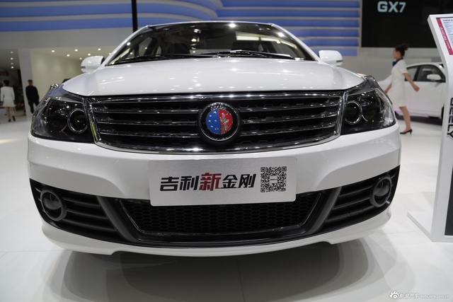 2014款吉利金刚三厢1.5L手动尊贵型图片