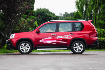 2015款东风风度MX6 2.0L CVT两驱梦想版