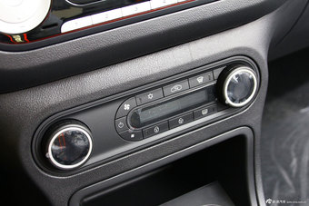 2014款MG3 1.5L自动豪华版