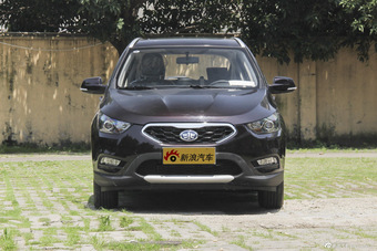 2015款骏派D60 1.8L自动尊贵型