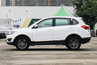 2016款瑞虎5 2.0L自动卓越版