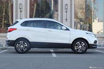 2016款北汽绅宝X55