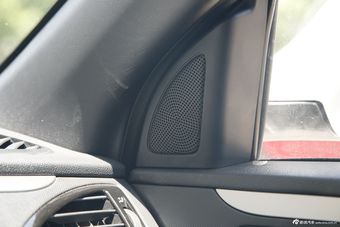 2014款奔腾B70 1.8T自动运动尊贵型