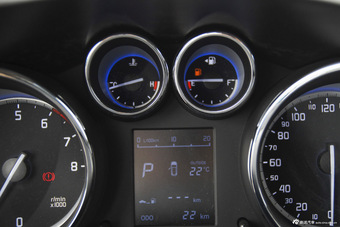 2016款CS35 1.6L自动尊贵型国IV