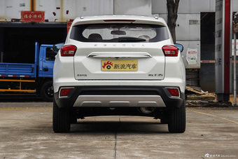 2016款北汽绅宝X35 1.5L手动豪华版