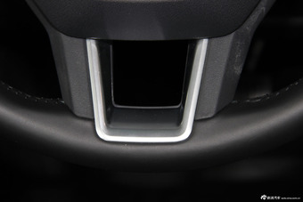 2016款发现神行2.0T自动HSE LUXURY版