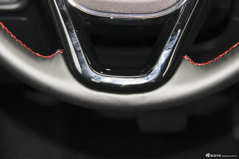 2016款瑞虎5 2.0L自动卓越版