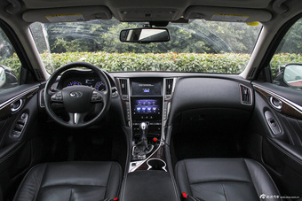 2015款英菲尼迪Q50L 2.0T自动豪华版图片