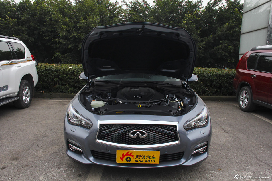 2015款英菲尼迪Q50L 2.0T自动悦享版