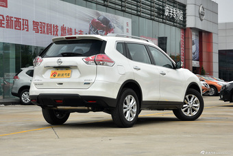 2014款奇骏2.5L自动XL ITS四驱豪华版