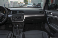 2015款朗行230TSI 1.4T手动舒适版