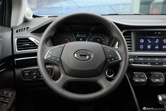 2016款传祺GS4 1.5T自动豪华版235T G-DCT
