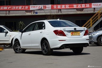 2016款比亚迪速锐1.5L手动精英型