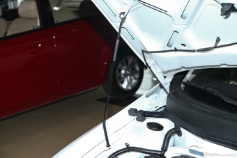 2013款中华H330 1.5L自动舒适型