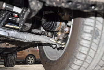 2015款比亚迪全新F3节能版1.5L手动尊贵型