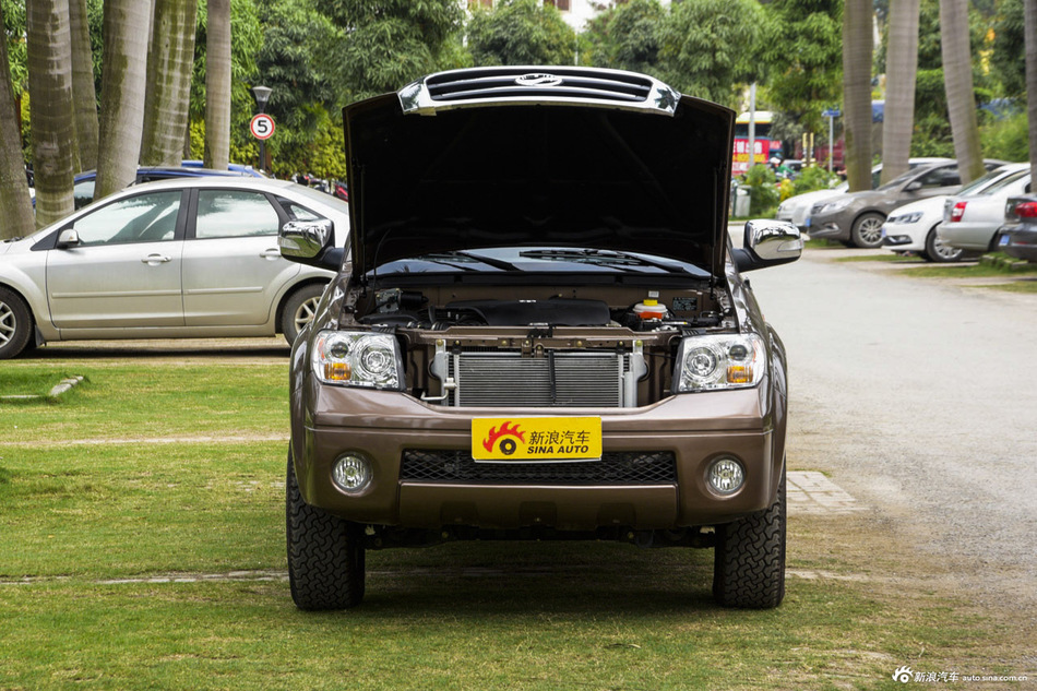 2015款中兴威虎TUV 2.5T手动柴油四驱豪华型